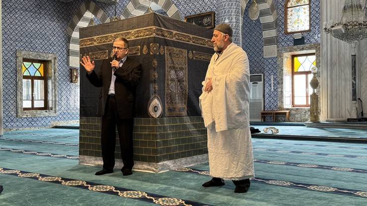 Rize'den Kutsal Topraklara Yolculuk Başlıyor: Hacı Adaylarına Eğitim Seminerleri Tamamlandı 12