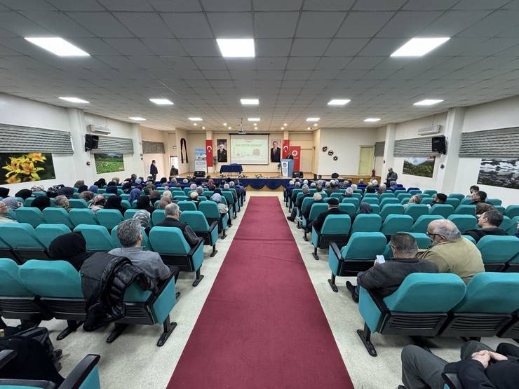 Rize'den Kutsal Topraklara Yolculuk Başlıyor: Hacı Adaylarına Eğitim Seminerleri Tamamlandı 14