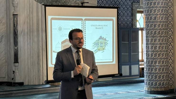 Rize'den Kutsal Topraklara Yolculuk Başlıyor: Hacı Adaylarına Eğitim Seminerleri Tamamlandı 9