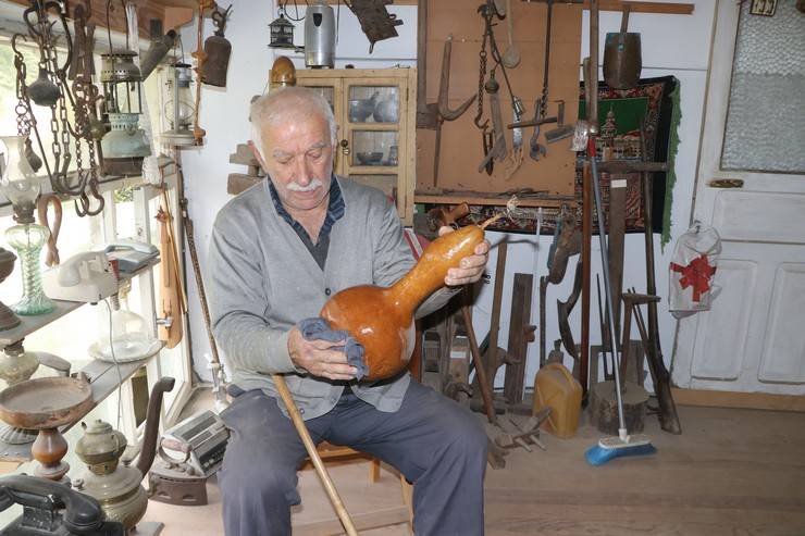 Rizeli marangoz antika tutkusunu atölyesinde yaşatıyor 10