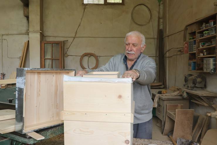 Rizeli marangoz antika tutkusunu atölyesinde yaşatıyor 3