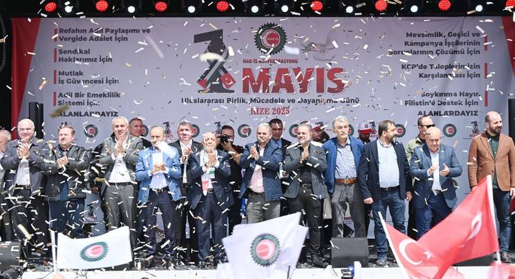 HAK-İŞ, 1 Mayıs Emek ve Dayanışma Günü'nü Rize'de kutladı 33