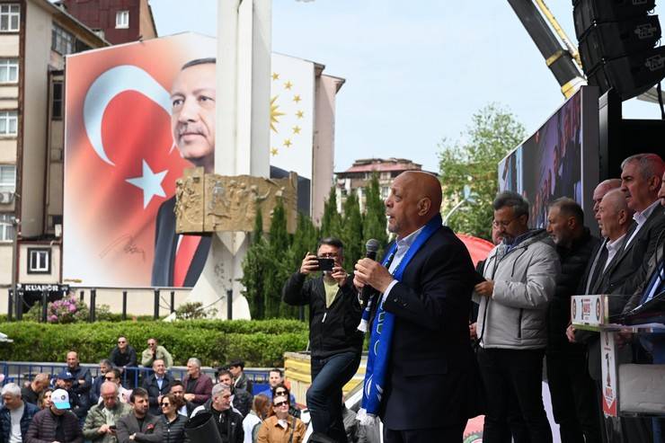 HAK-İŞ, 1 Mayıs Emek ve Dayanışma Günü'nü Rize'de kutladı 7