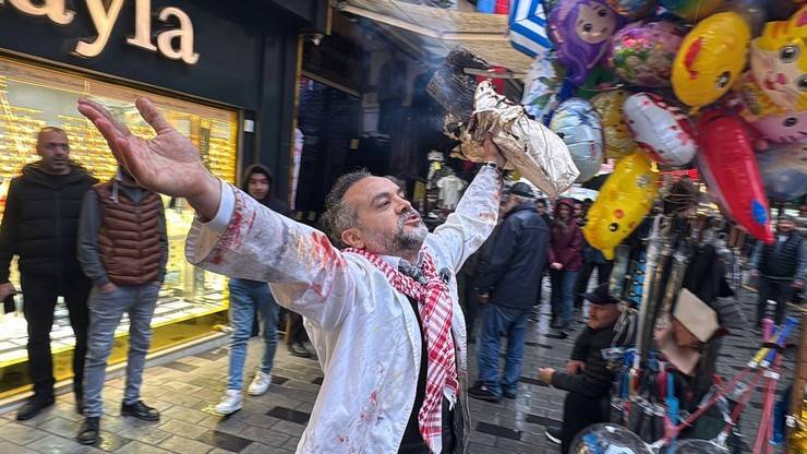 Artvin Çoruh Üniversitesi Öğretim Üyesi Sağlam'dan Rize'de Duygu Yüklü Gazze Protestosu 27