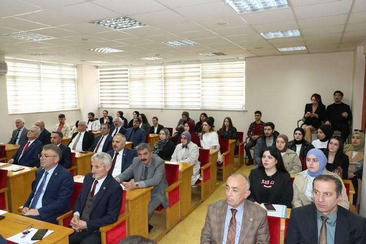 Rize İl Genel Meclisi, RTEÜ Öğrencilerini Konuk Etti 12