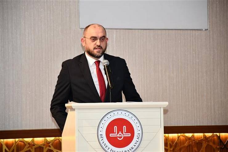 Rize Müftü Yusuf Karali Dini Yüksek İhtisas Merkezinde mezuniyet heyecanı 2