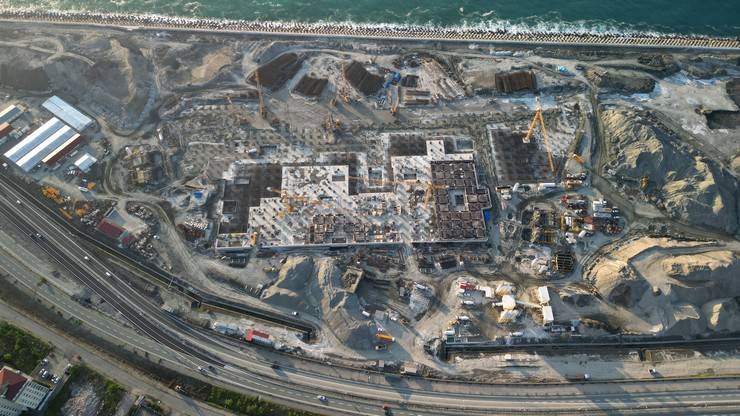 Rize Şehir Hastanesi Yükseliyor! Bakanlık Yetkilileri Rize’de 14