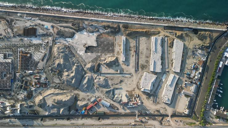 Rize Şehir Hastanesi Yükseliyor! Bakanlık Yetkilileri Rize’de 20