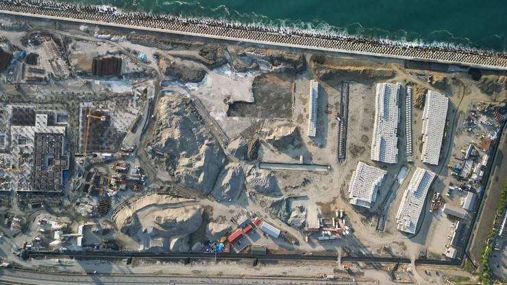 Rize Şehir Hastanesi Yükseliyor! Bakanlık Yetkilileri Rize’de 8