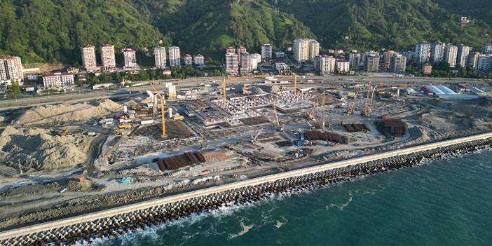 Rize Şehir Hastanesi Yükseliyor! Bakanlık Yetkilileri Rize’de
