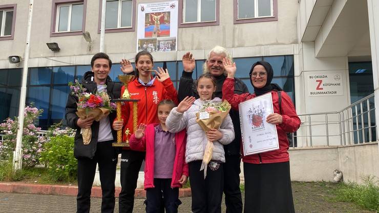 Çay bahçesinden çıkıp, Avrupa şampiyonu oldu 3