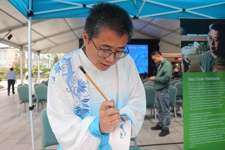 Rize'de "Çayın Ahengi ve İpekyolu Porselen Yolculuğu" programı düzenlendi 2