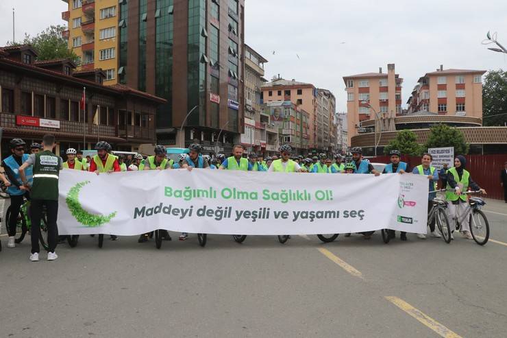 Rize'de 12. Yeşilay Bisiklet Turu Sağlıklı Yaşam İçin Pedalladı 2