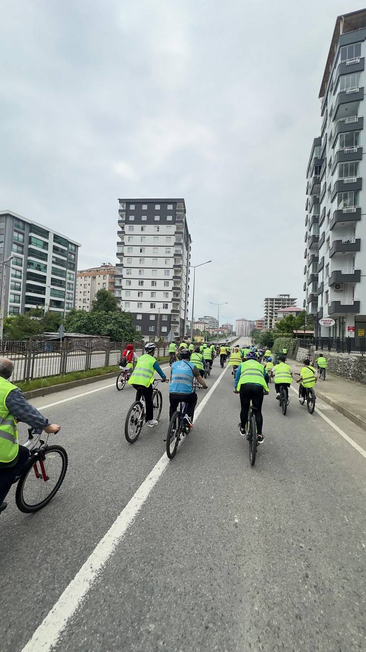Rize'de 12. Yeşilay Bisiklet Turu Sağlıklı Yaşam İçin Pedalladı 25