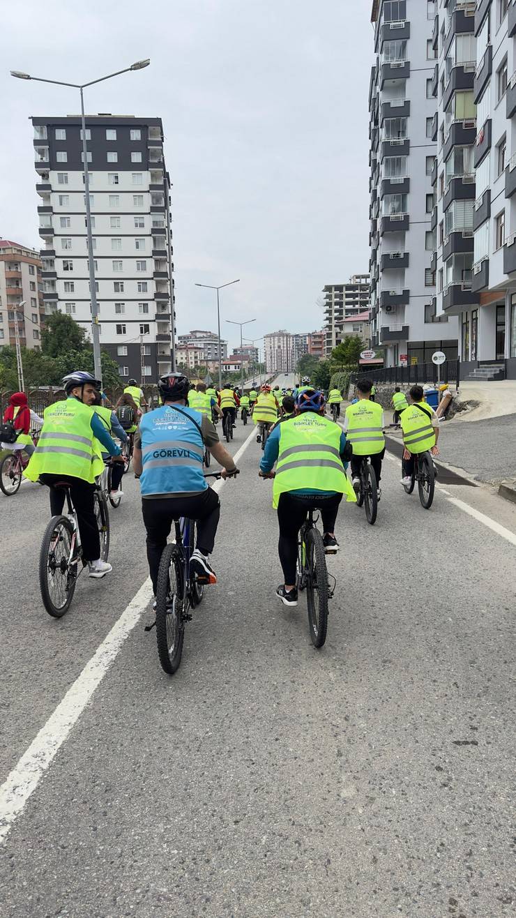 Rize'de 12. Yeşilay Bisiklet Turu Sağlıklı Yaşam İçin Pedalladı 27