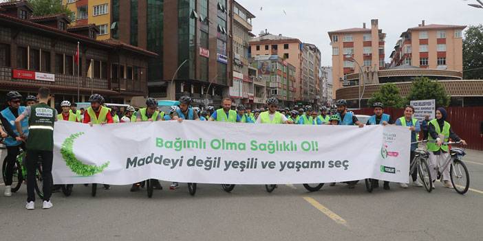 Rize'de 12. Yeşilay Bisiklet Turu Sağlıklı Yaşam İçin Pedalladı