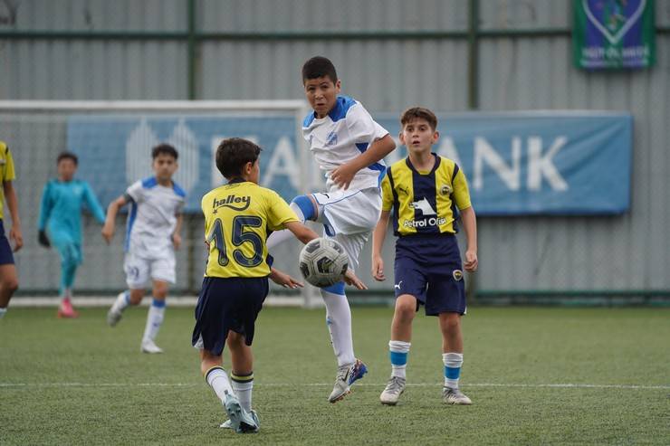 U12 Rize Cup 2025 Sona Erdi: Şampiyon Fenerbahçe! 21