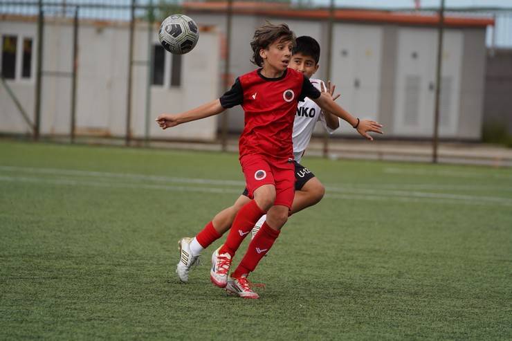 U12 Rize Cup 2025 Sona Erdi: Şampiyon Fenerbahçe! 3