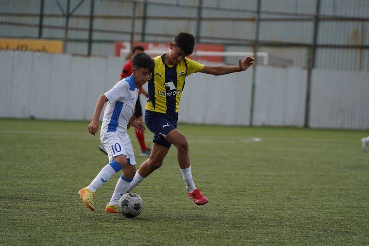 U12 Rize Cup 2025 Sona Erdi: Şampiyon Fenerbahçe! 4