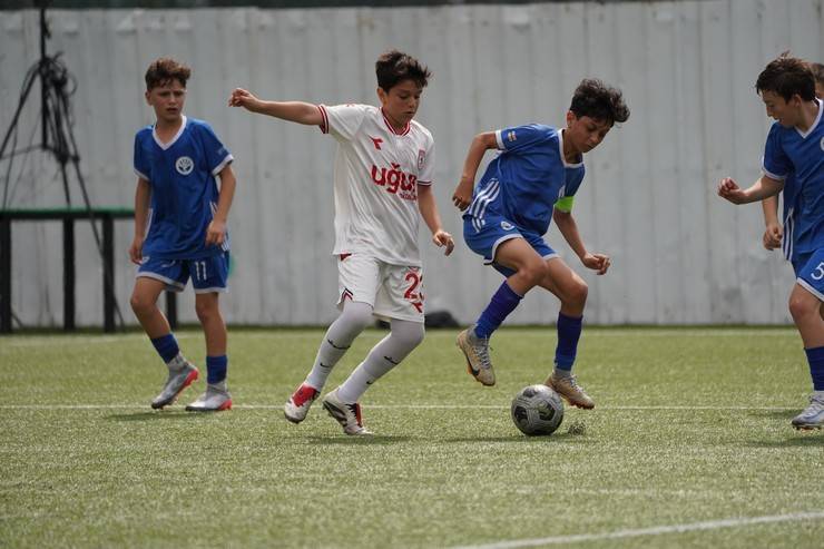 U12 Rize Cup 2025 Sona Erdi: Şampiyon Fenerbahçe! 5