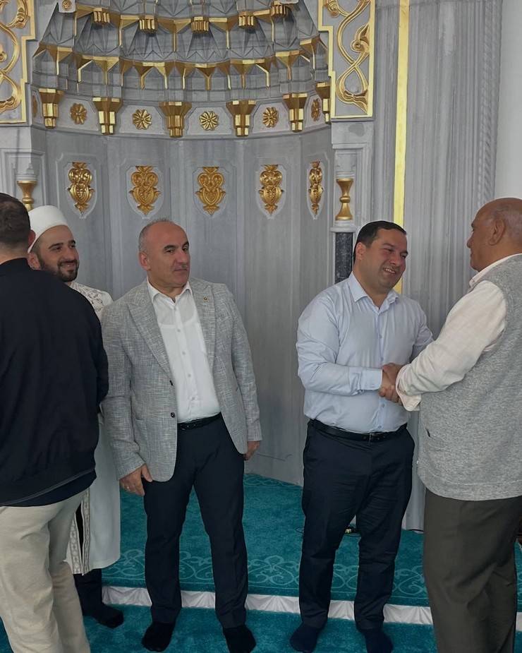 Ardeşen'de Ensar Camii'nde İlk Namaz Coşkusu! 11