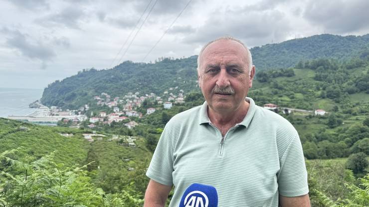 Sınırın ikiye ayırdığı köyde akrabalık ilişkileri bir asırdır sürdürülüyor 5