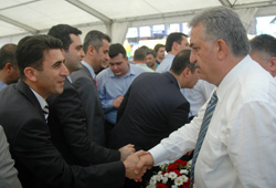 Rize'de bayramlaşma çadırda yapıldı