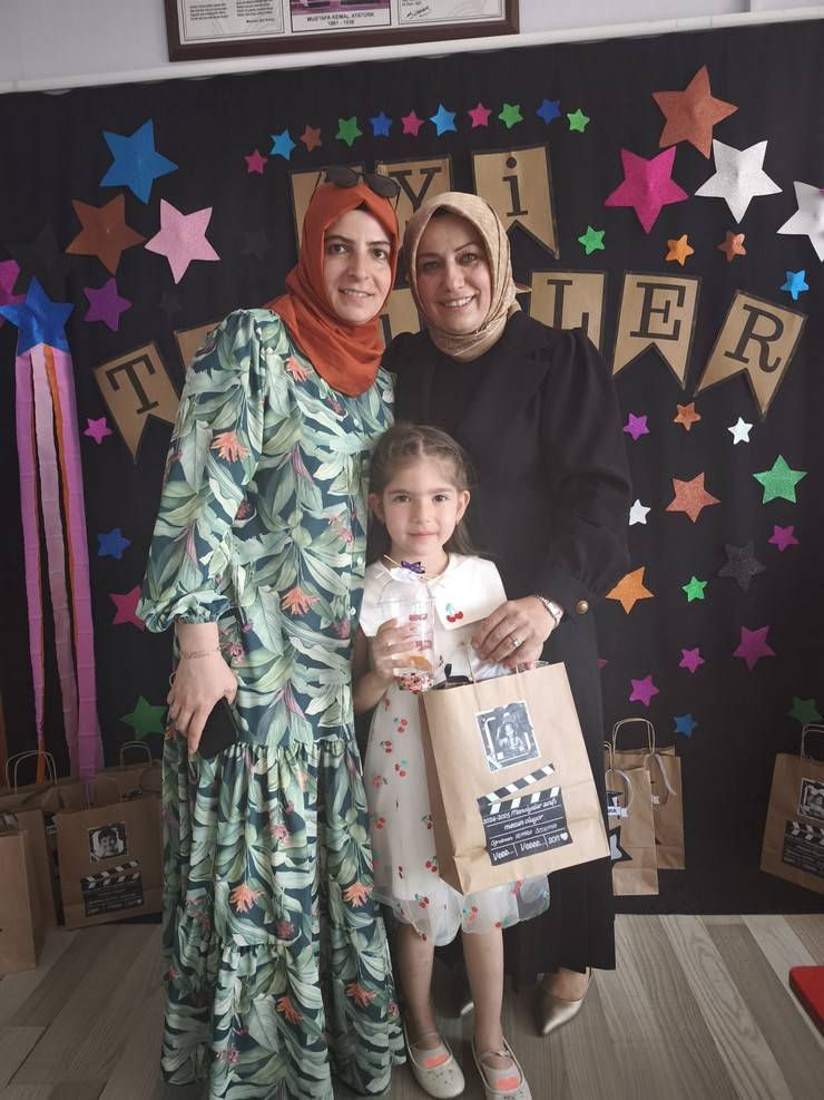 Rize’de öğrenciler karne heyecanı yaşadı 23
