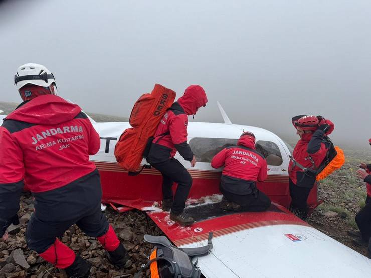 Rize-Erzurum Sınırında Özel Jet Kazası: 1 Ölü, 1 Yaralı 4