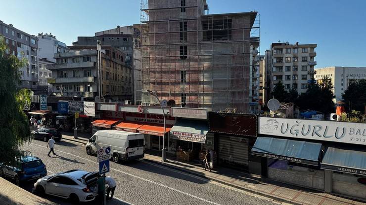 Rize Güney Çevre Yolu Projesi İçin 100. Yıl Mağazaları Yıkıldı 11