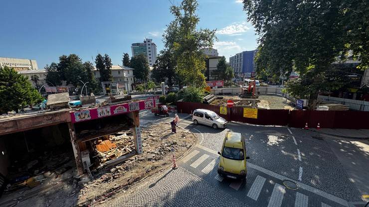 Rize Güney Çevre Yolu Projesi İçin 100. Yıl Mağazaları Yıkıldı 16