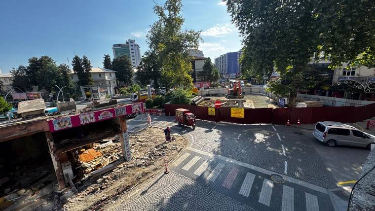 Rize Güney Çevre Yolu Projesi İçin 100. Yıl Mağazaları Yıkıldı 17