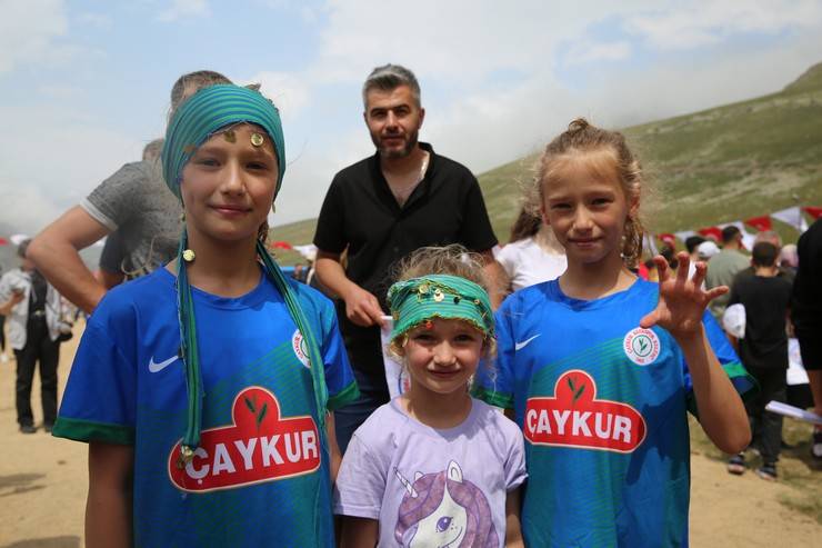 Rize’de “Anzer Yaylası Birlik ve Beraberlik Şöleni” Başladı 10