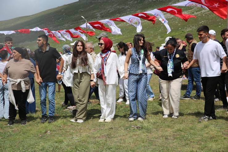 Rize’de “Anzer Yaylası Birlik ve Beraberlik Şöleni” Başladı 21