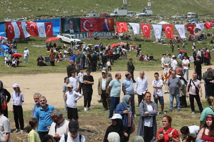 Rize’de “Anzer Yaylası Birlik ve Beraberlik Şöleni” Başladı 23