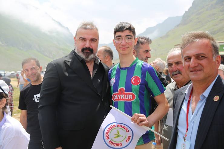 Rize’de “Anzer Yaylası Birlik ve Beraberlik Şöleni” Başladı 6
