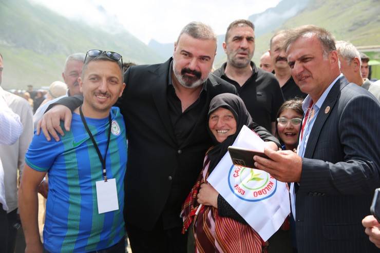 Rize’de “Anzer Yaylası Birlik ve Beraberlik Şöleni” Başladı 8