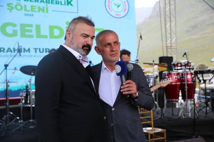 Rize'de “Anzer Yaylası Birlik ve Beraberlik Şöleni” sona erdi 12