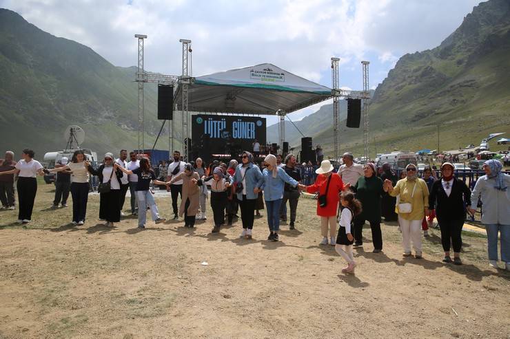 Rize'de “Anzer Yaylası Birlik ve Beraberlik Şöleni” sona erdi 61