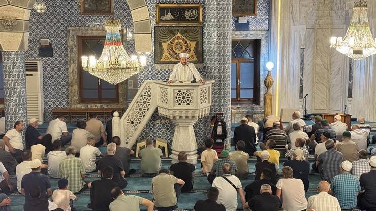 Rize’de Mevlid Gecesi dualarla idrak edildi 15