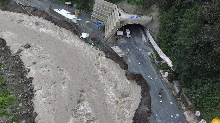 Rize'de yağış, sel ve heyelana neden oldu 25