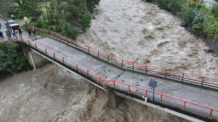Rize'de yağış, sel ve heyelana neden oldu 31