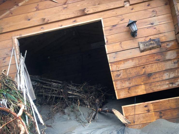 Rize'de yağış, sel ve heyelana neden oldu 5