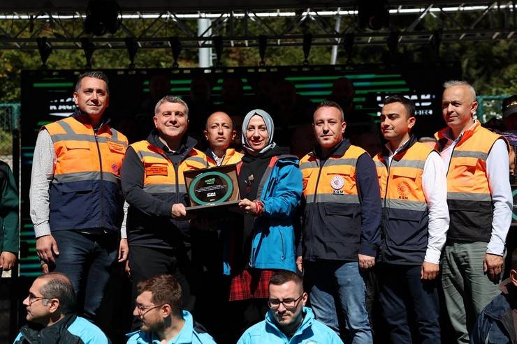 Rize Valisi Baydaş, UTMB Organizasyonunda Emek Verenlere Teşekkür Etti 7