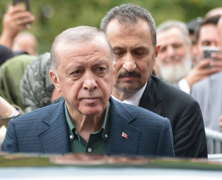 Cumhurbaşkanı Erdoğan cuma namazını Güneysu Merkez Camii'nde kıldı 6