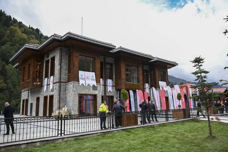 Cumhurbaşkanı Erdoğan, Ayder'de Tenzile Erdoğan Termal Tesisi'nin açılışını yaptı 12