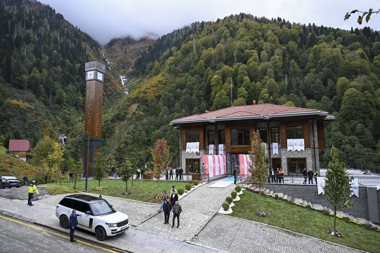 Cumhurbaşkanı Erdoğan, Ayder'de Tenzile Erdoğan Termal Tesisi'nin açılışını yaptı 13