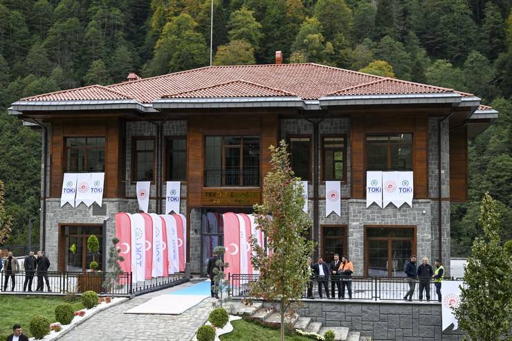 Cumhurbaşkanı Erdoğan, Ayder'de Tenzile Erdoğan Termal Tesisi'nin açılışını yaptı 17