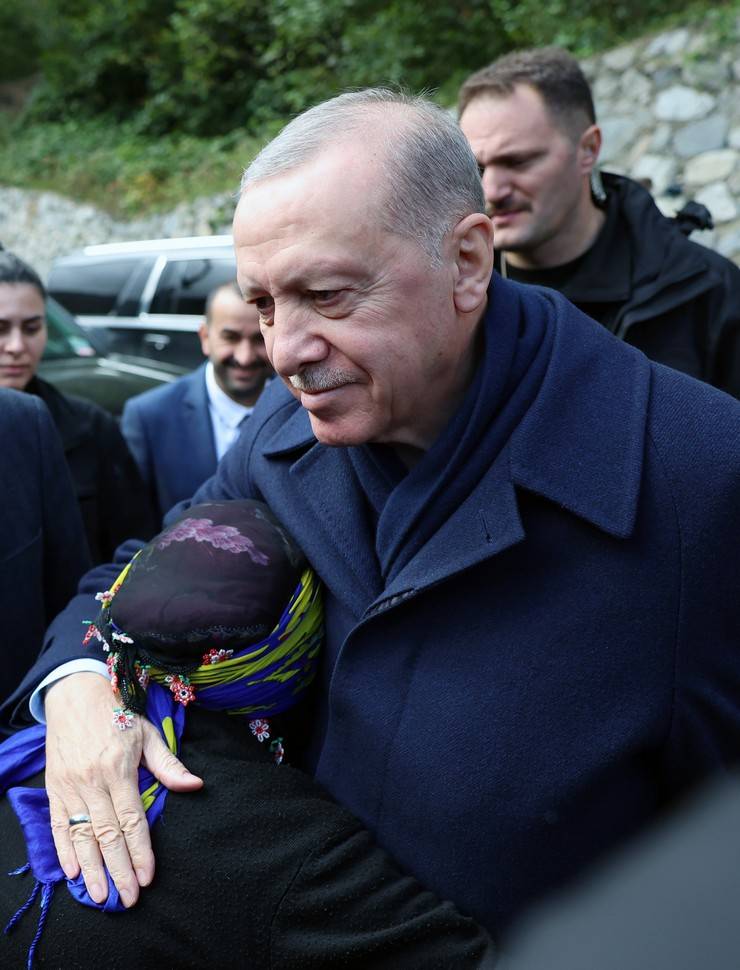 Cumhurbaşkanı Erdoğan, Ayder'de Tenzile Erdoğan Termal Tesisi'nin açılışını yaptı 20