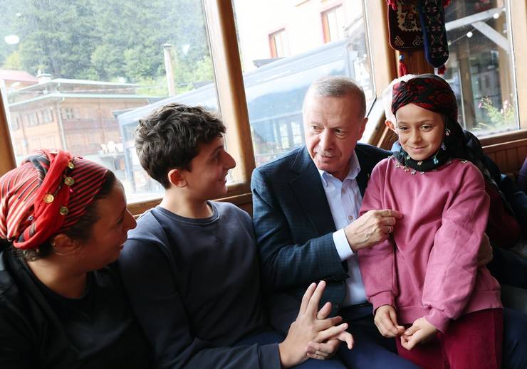 Cumhurbaşkanı Erdoğan, Ayder'de Tenzile Erdoğan Termal Tesisi'nin açılışını yaptı 3